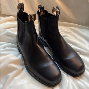 Blundstone Classic Black Leather Boots